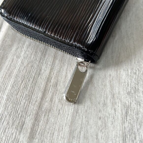 Louis Vuitton Epi Patent Leather Wallet Purse Clutch Black - Picture 6 of 10